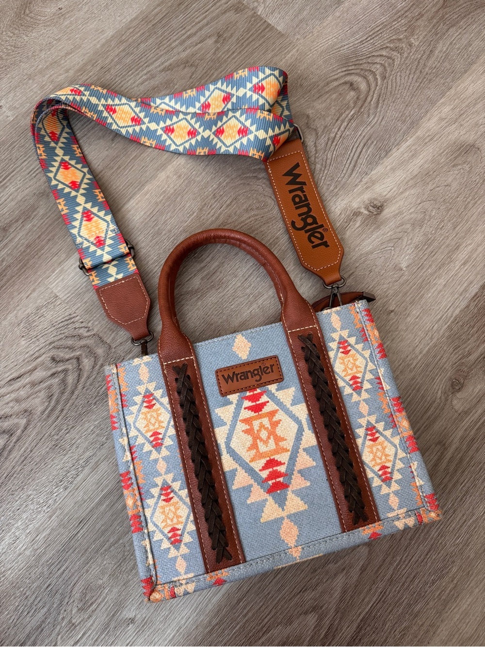Wrangler Aztec Blue Western Tote Bag Crossbody Purse - Picture 1 of 7